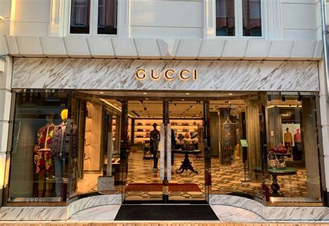 telefoonnummer gucci pc hooftstraat|Gucci .